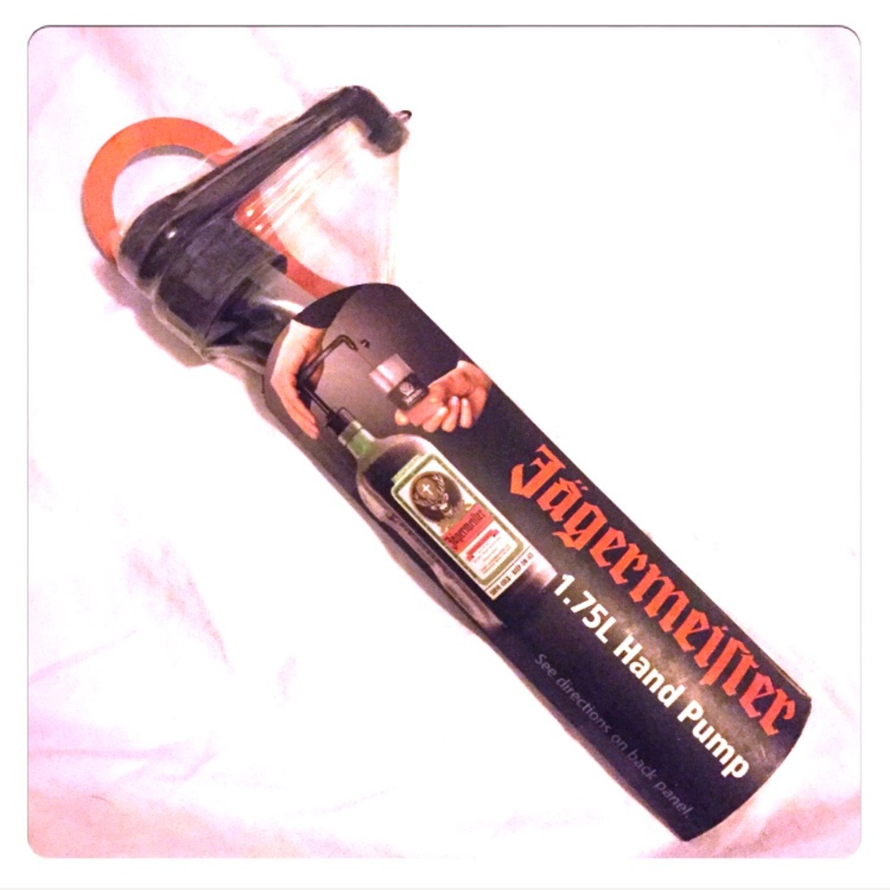 Jagermeister MegaMeister 1.75 Hand Pump